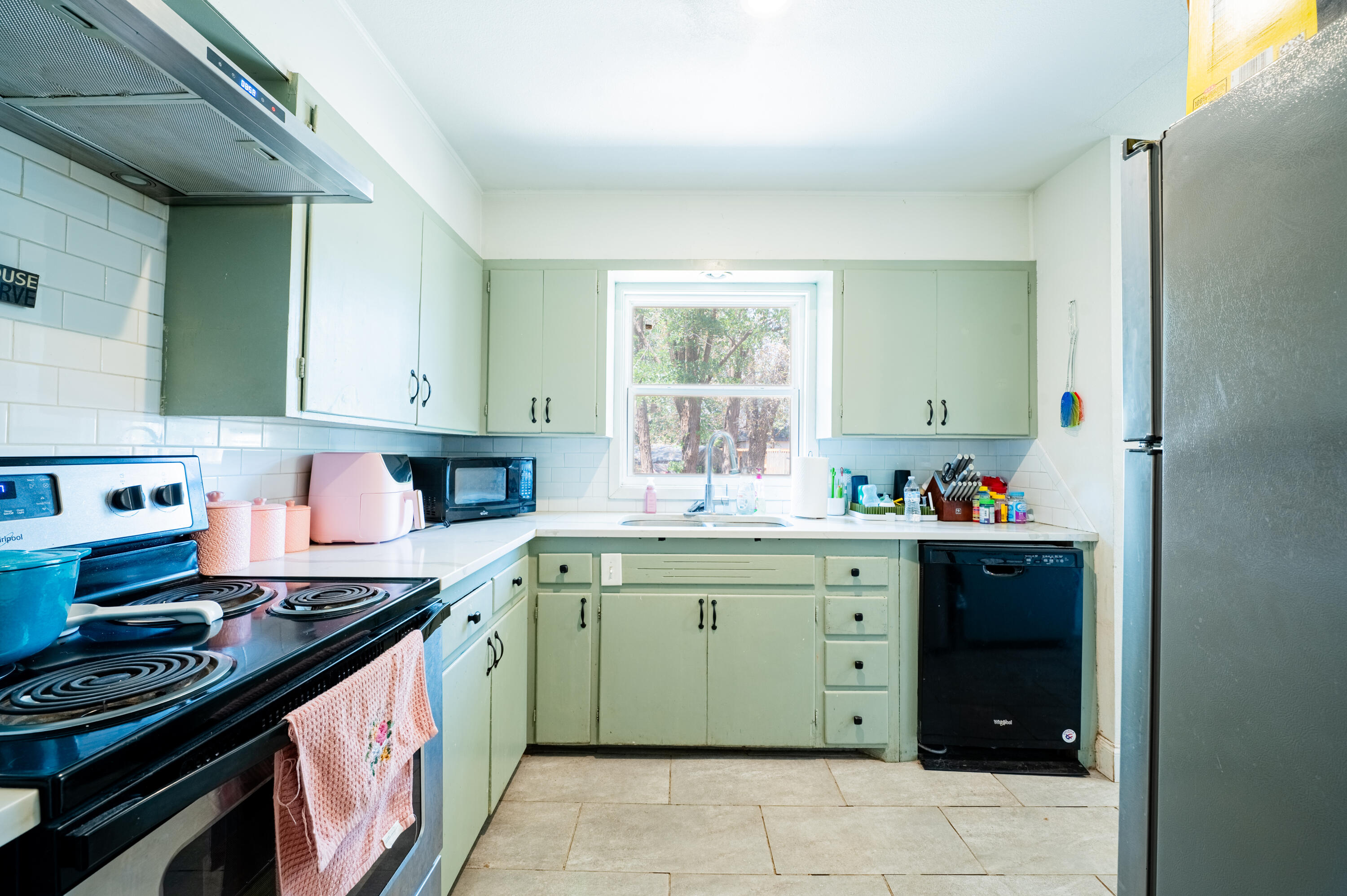 2618 48th Street Lubbock, TX 79413 - Photo 7 of 17 kitchen 2