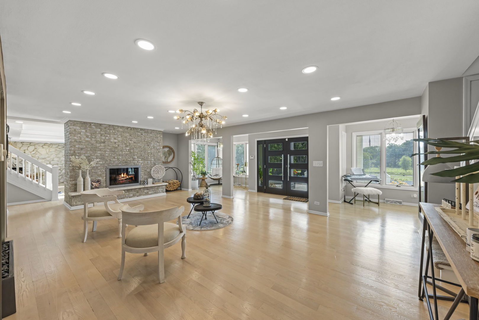 23W735 Hobson Road Naperville, IL 60540 - Photo 10 of 84 Gallery Image 10