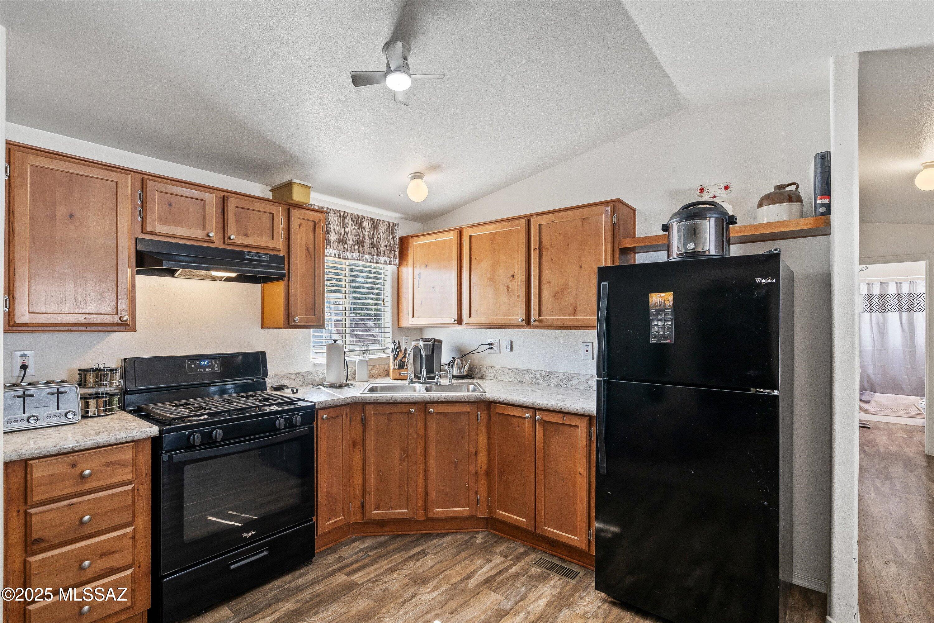 4439 North Old Romero Road, Unit 18 Tucson, AZ 85705 - Photo 8 of 19