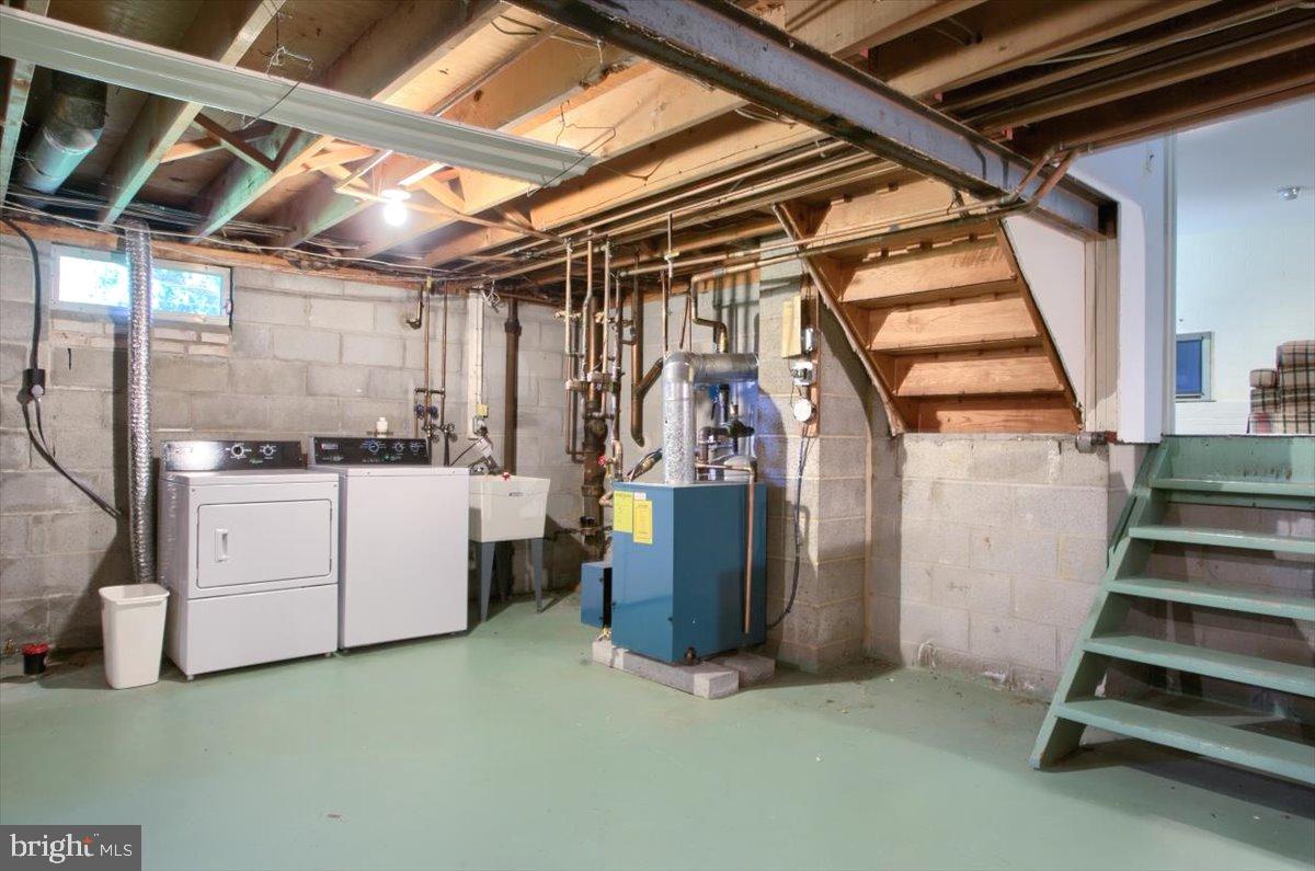 250 Blacksmith Road Camp Hill, PA 17011 - Photo 39 of 39 Laundry area which is off family room.