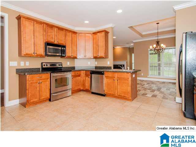 338 Creekside Lane Pelham, AL 35124 - Photo 9 of 32