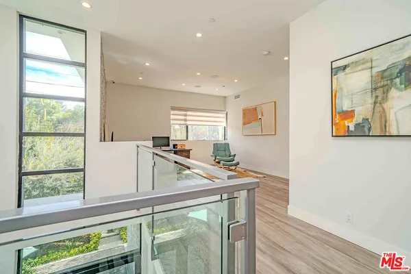 $3,190,000 | 13311 West Magnolia Boulevard, Sherman Oaks, CA 91401