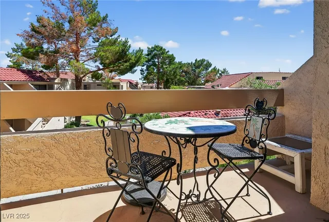 $167,999 | 3730 Desert Marina Drive, Unit 16, Laughlin, NV 89029