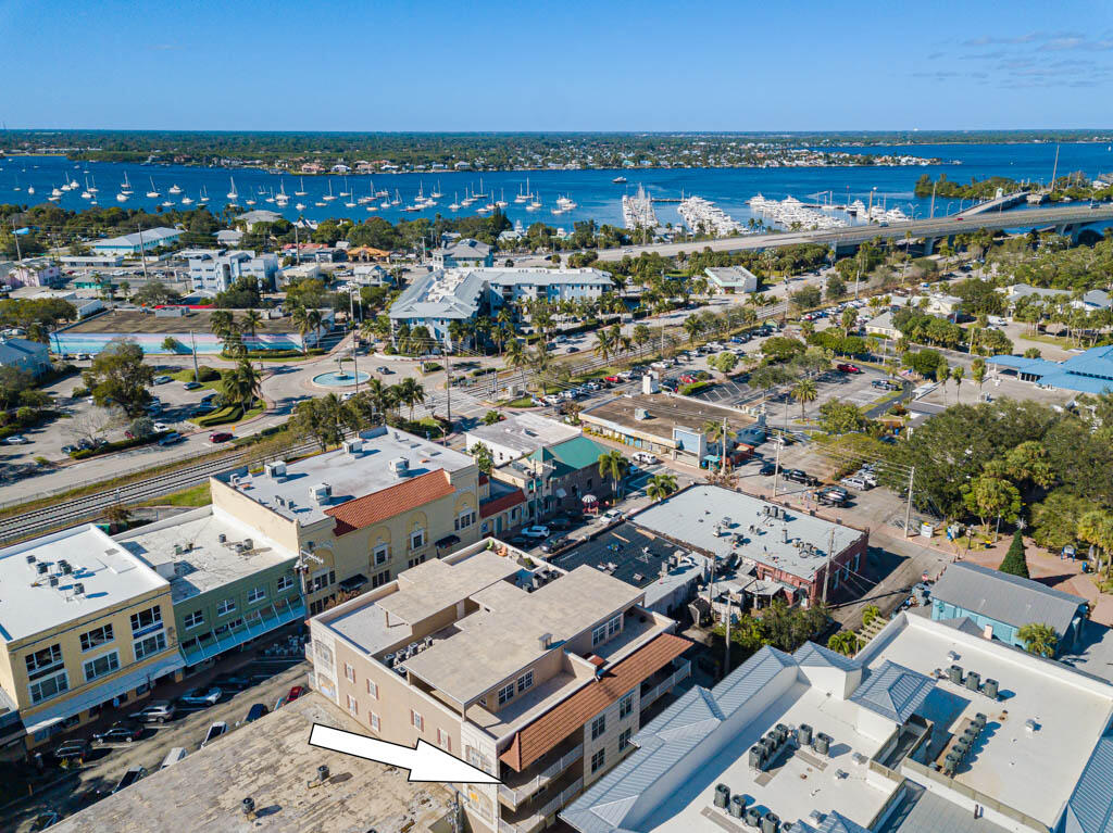 47 Southwest Osceola Street, Unit 206 Stuart, FL 34994 - Photo 47 of 47 an aerial view of a city