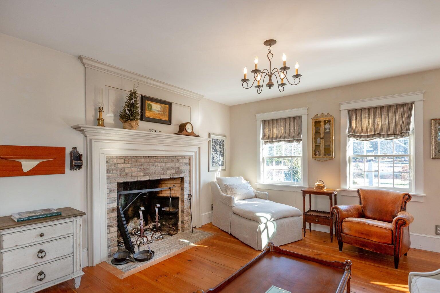 579 Egypt Road Alna, ME 04535 - Photo 18 of 59 Living area