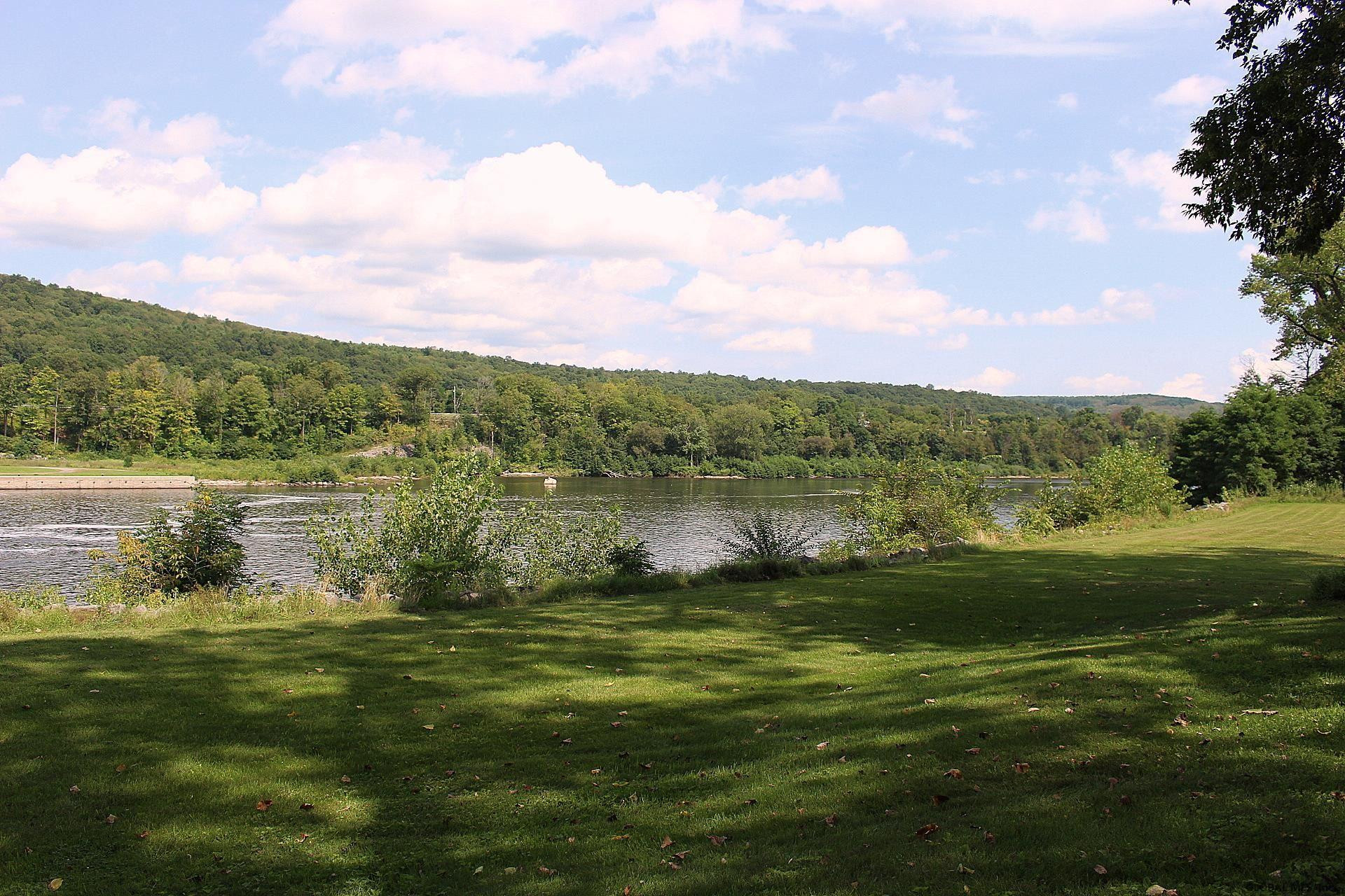 28 Riverside Drive Rotterdam, NY 12150 - Photo 31 of 33 Photo 31