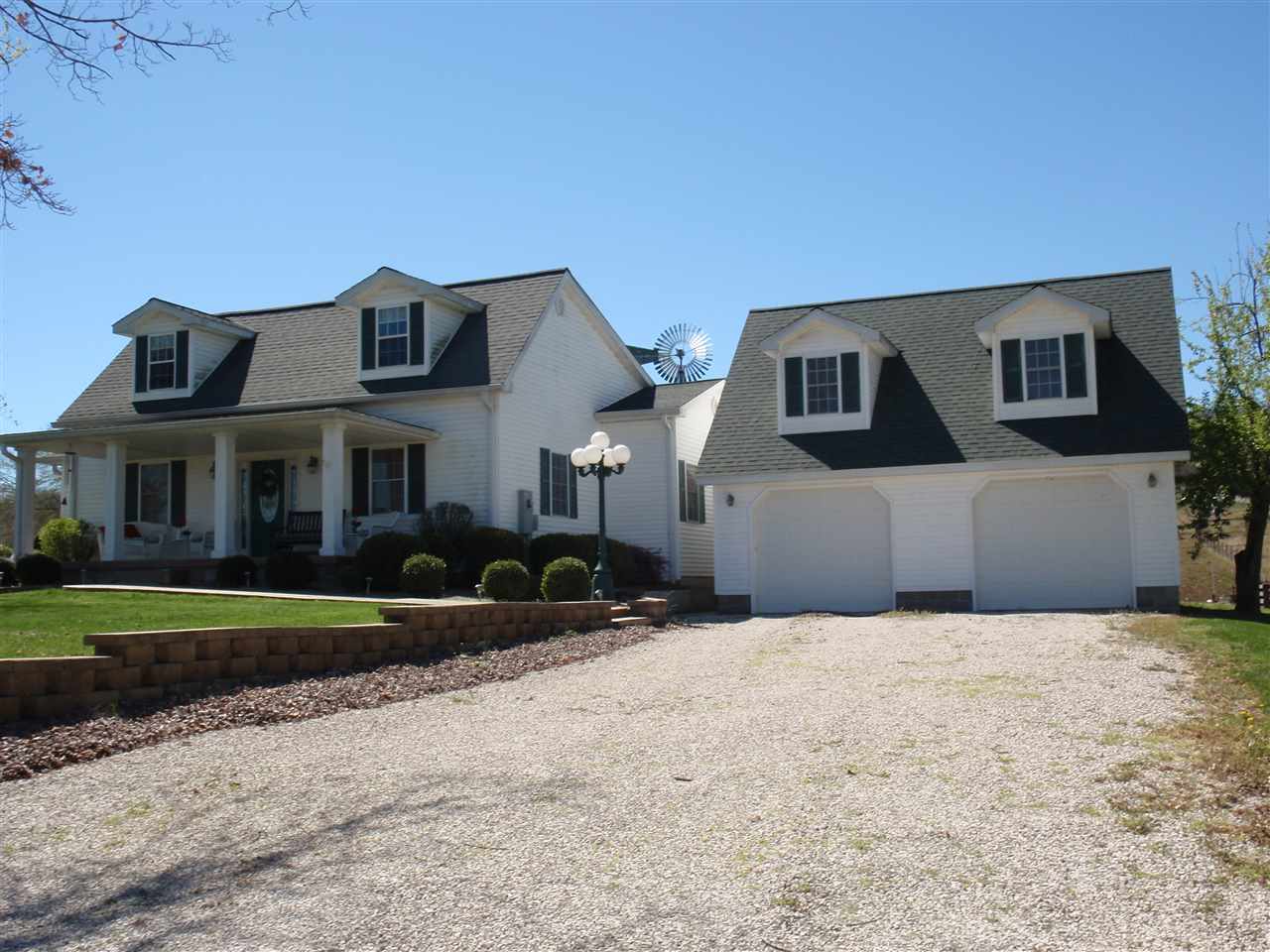 5250 Kings Ridge Road Mitchell, IN 47446 - Photo 2 of 28