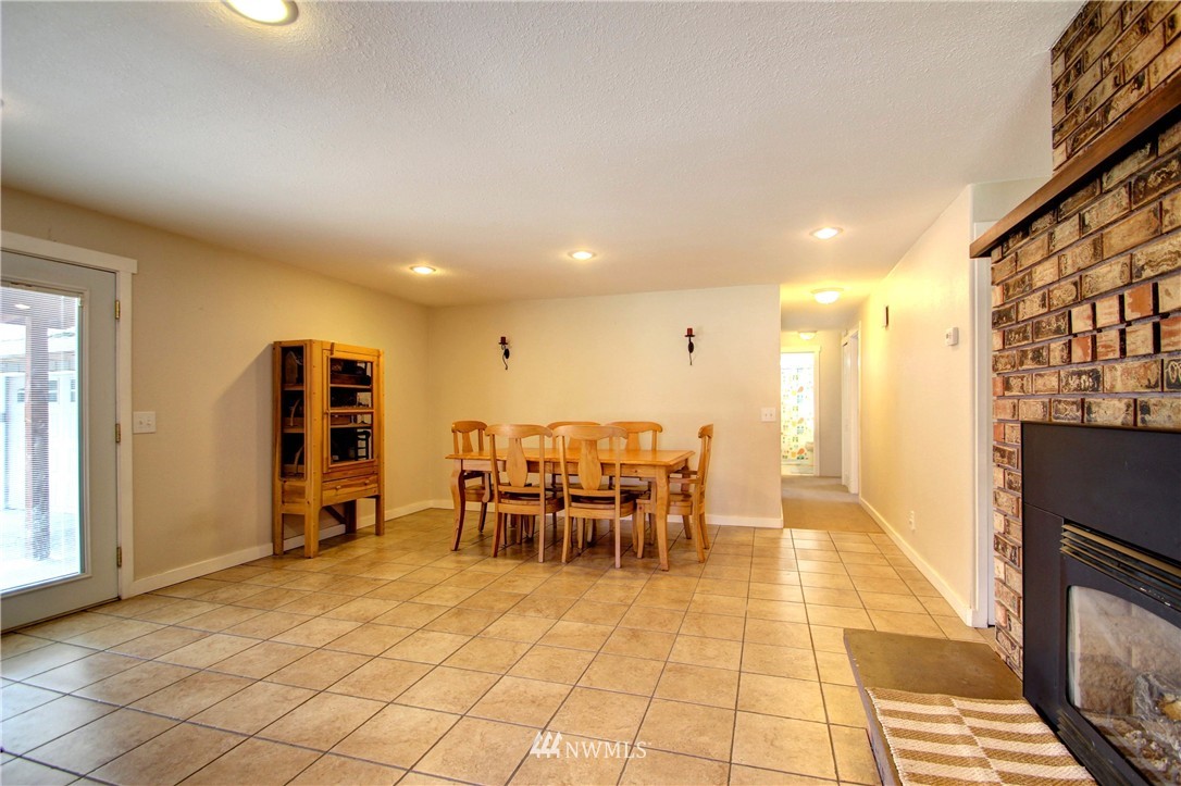 17106 Dunbar Road Mount Vernon, WA 98273 - Photo 13 of 24