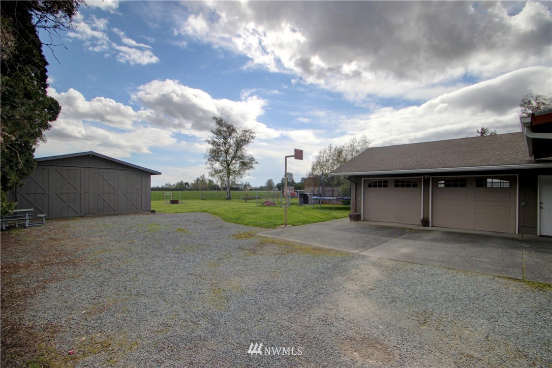 17106 Dunbar Road Mount Vernon, WA 98273 - Photo 5 of 24