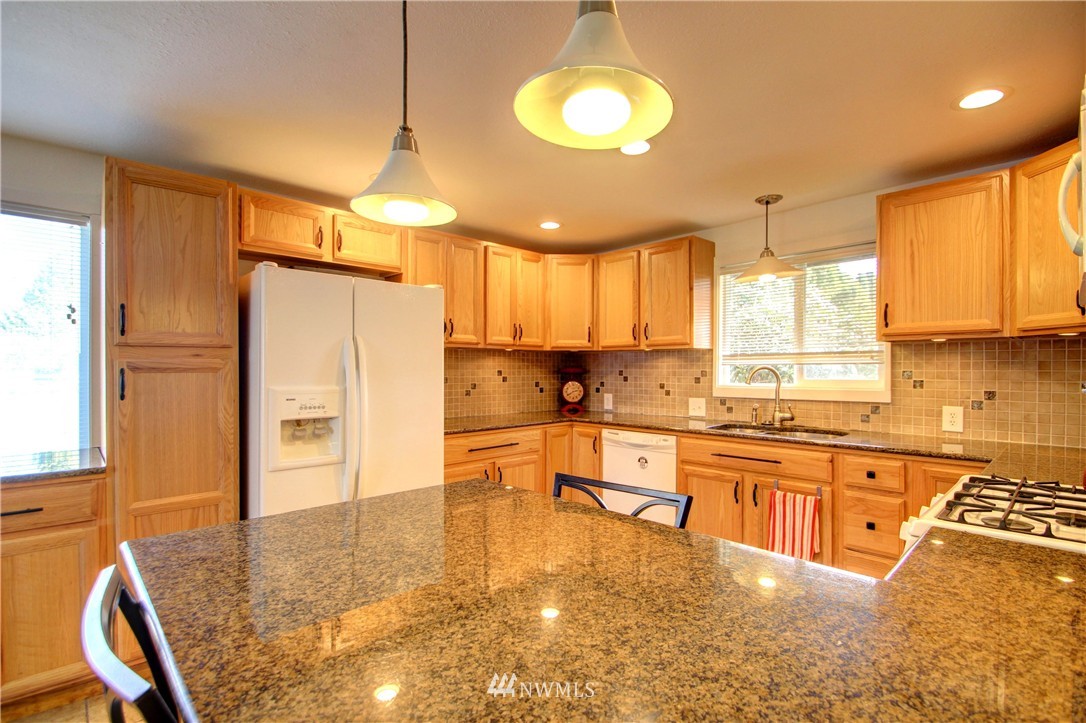 17106 Dunbar Road Mount Vernon, WA 98273 - Photo 10 of 24