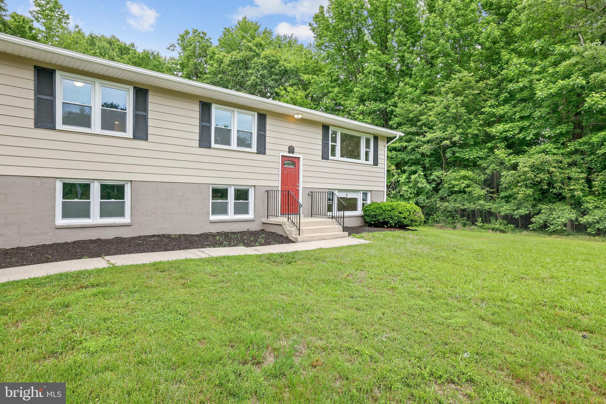 15284 Poplar Hill Road Brandywine, MD 20613 - Photo 2 of 35 Gallery Image 2