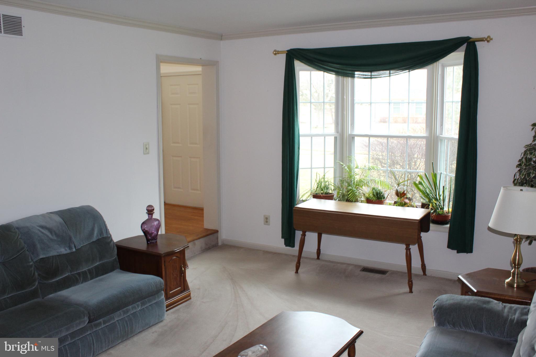 2290 Weigner Road Lansdale, PA 19446 - Photo 19 of 44 living Room