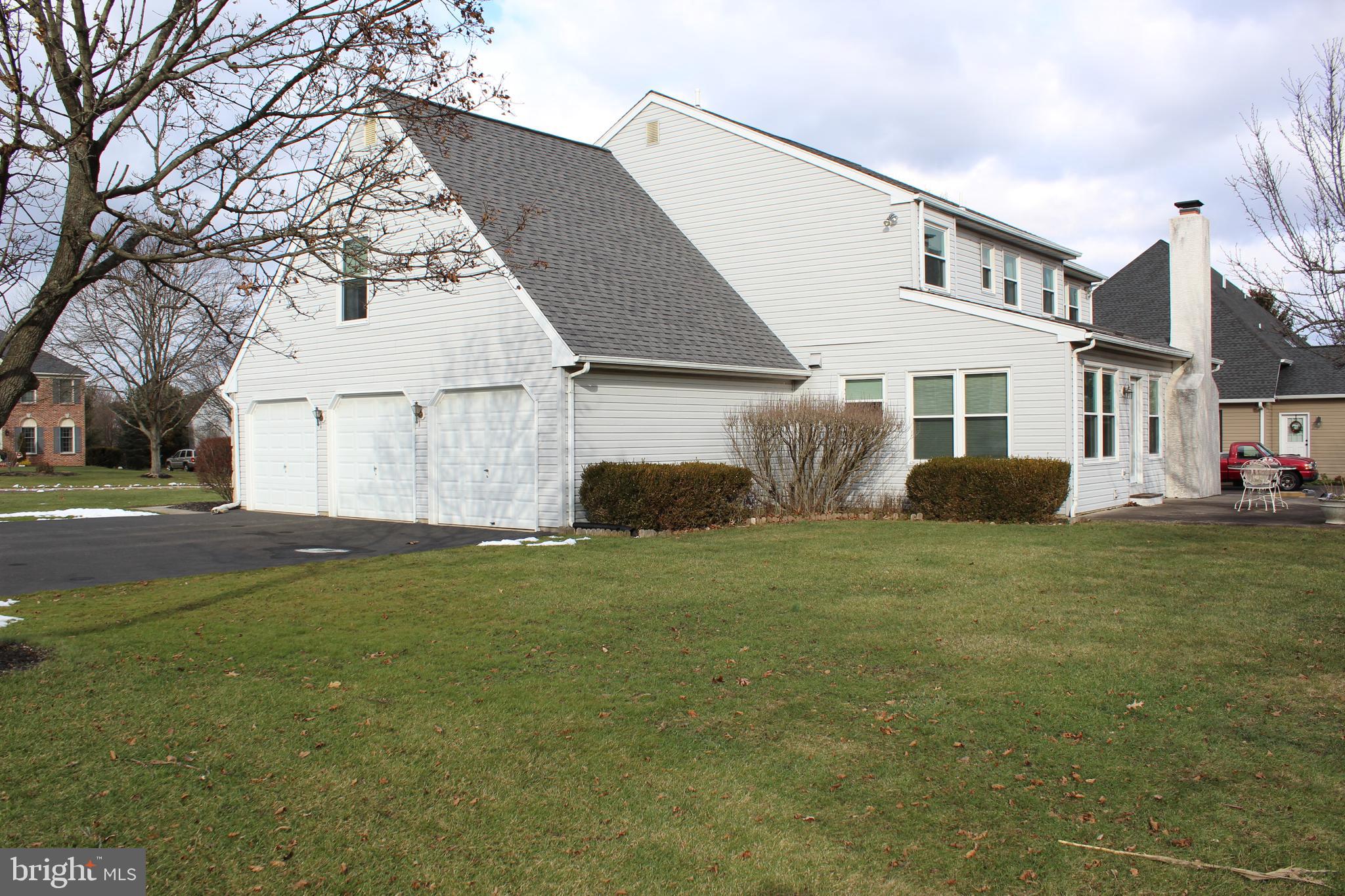 2290 Weigner Road Lansdale, PA 19446 - Photo 3 of 44 Gallery Image 3