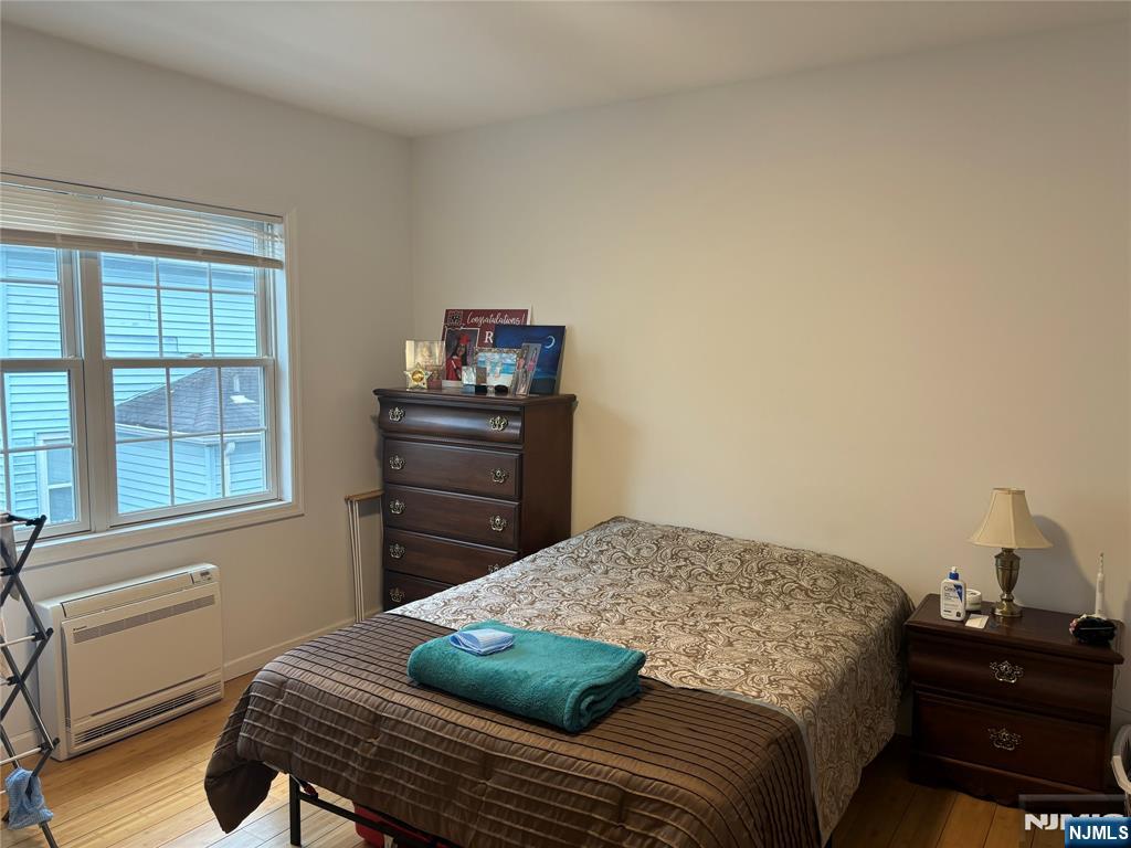 28 Park Avenue Dumont, NJ 07628 - Photo 5 of 7