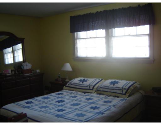 105 Indian Head Road Framingham, MA 01701 - Photo 12 of 17 Gallery Image 12