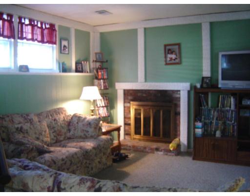 105 Indian Head Road Framingham, MA 01701 - Photo 17 of 17 Gallery Image 17