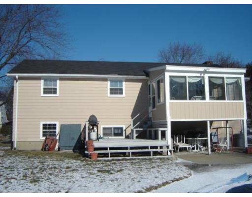 105 Indian Head Road Framingham, MA 01701 - Photo 2 of 17 Gallery Image 2