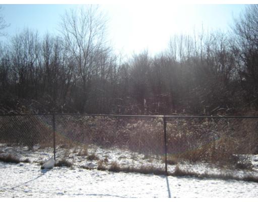 105 Indian Head Road Framingham, MA 01701 - Photo 10 of 17 Gallery Image 10