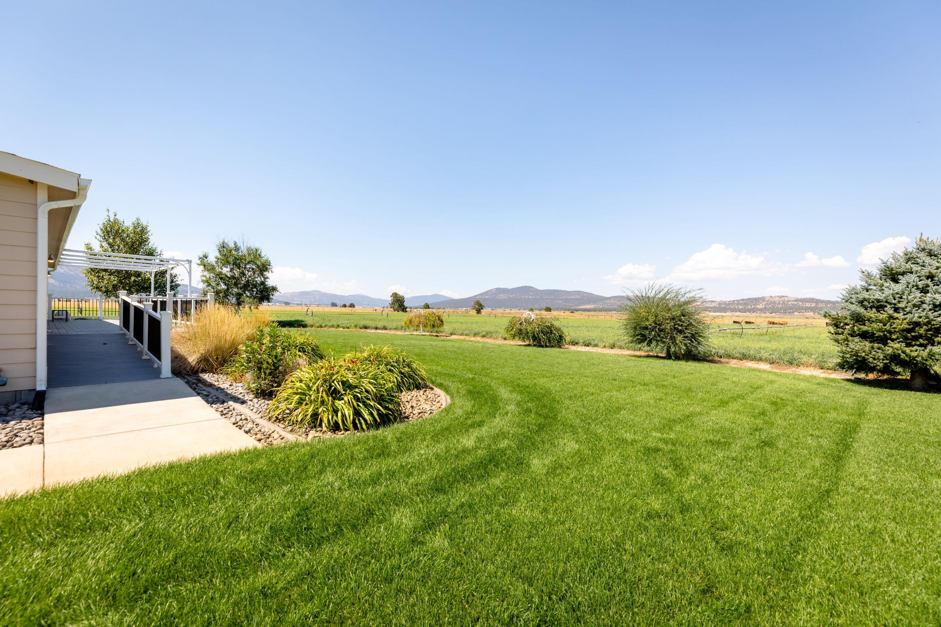 24201 South Poe Valley Road Klamath Falls, OR 97603 - Photo 13 of 79 25