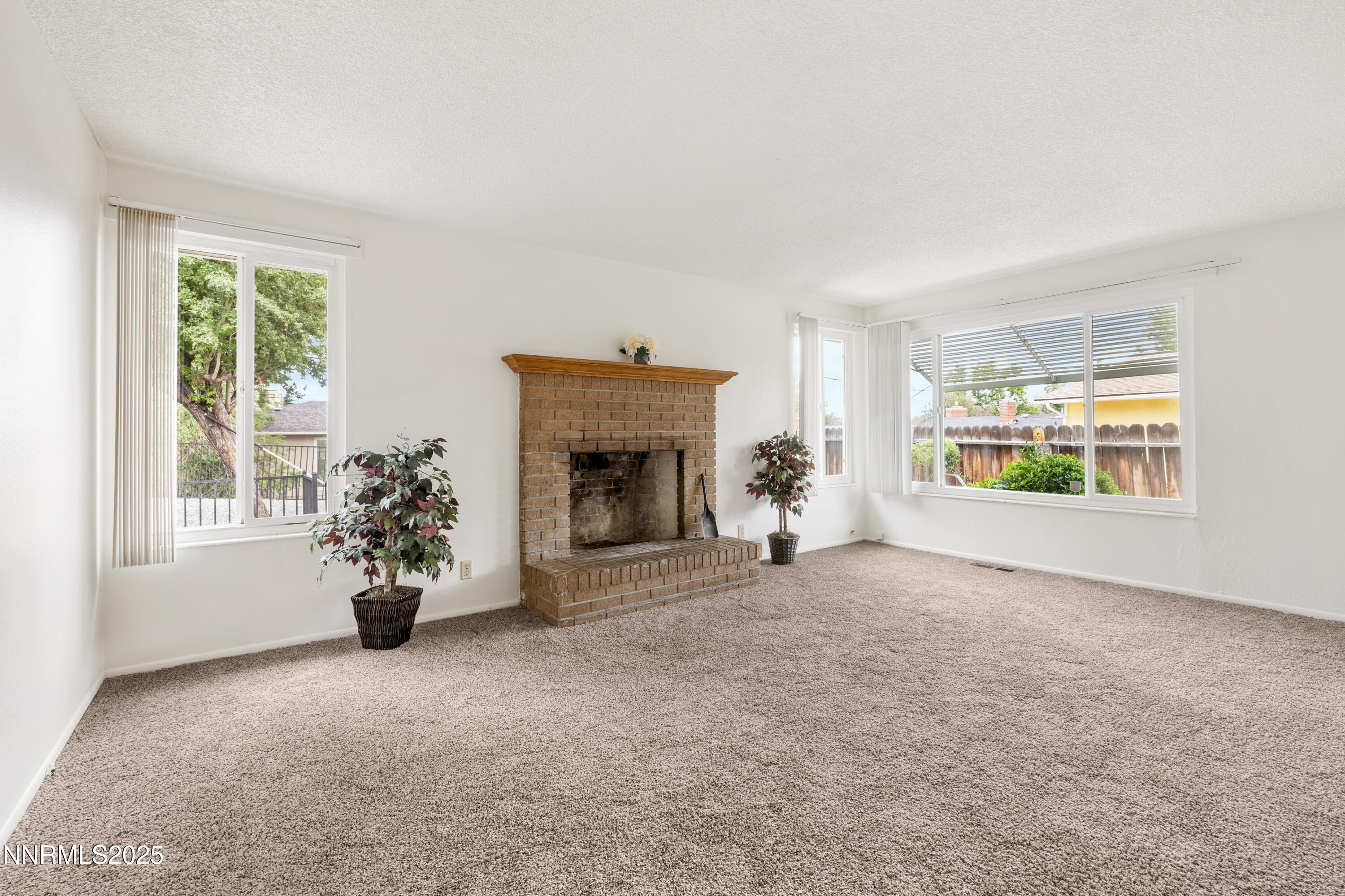 1010 Alturas Avenue Reno, NV 89503 - Photo 9 of 21 _6M24037