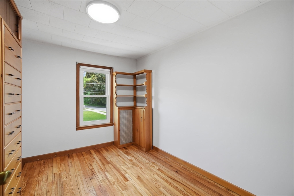 115 Connecticut Avenue Springfield, MA 01104 - Photo 24 of 40