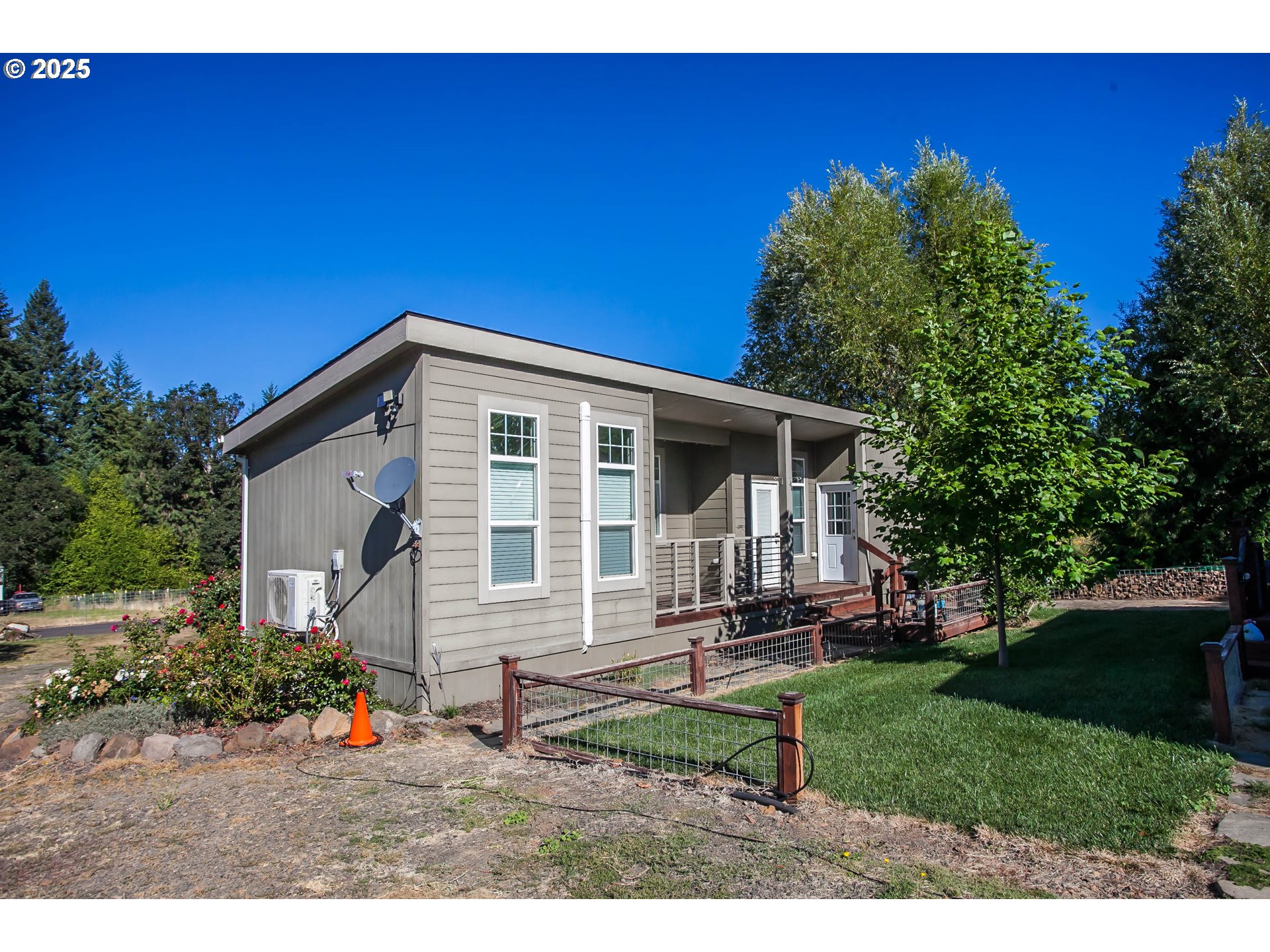 6270 Miller Road Mount Hood Parkdale, OR 97041 - Photo 30 of 48 a view of a house with backyard
