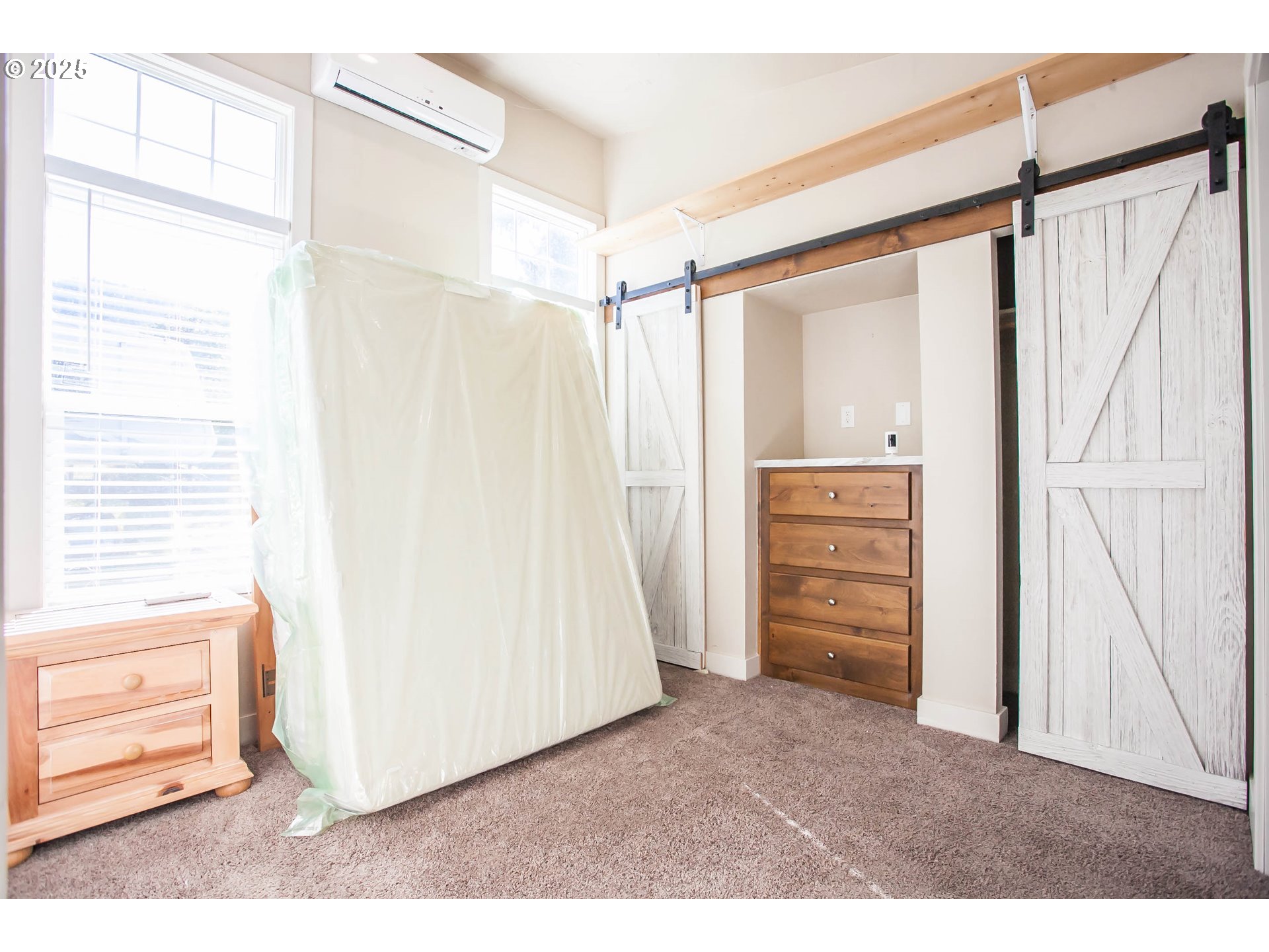 6270 Miller Road Mount Hood Parkdale, OR 97041 - Photo 39 of 48 a view of closet area