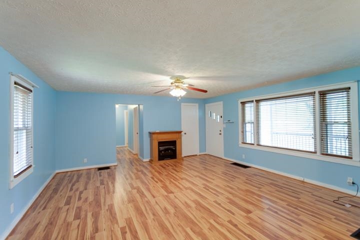 600 Bloomfield Road Loogootee, IN 47553 - Photo 4 of 35