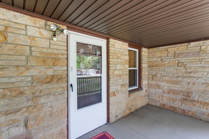 600 Bloomfield Road Loogootee, IN 47553 - Photo 32 of 35