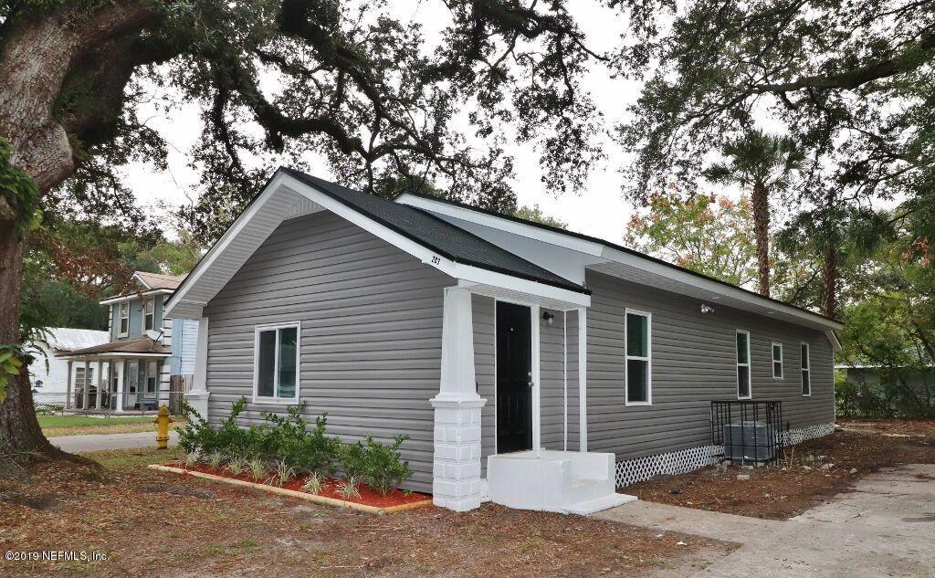 203 Spring Street Jacksonville, FL 32254 - Photo 1 of 1 a front view of a house with garden