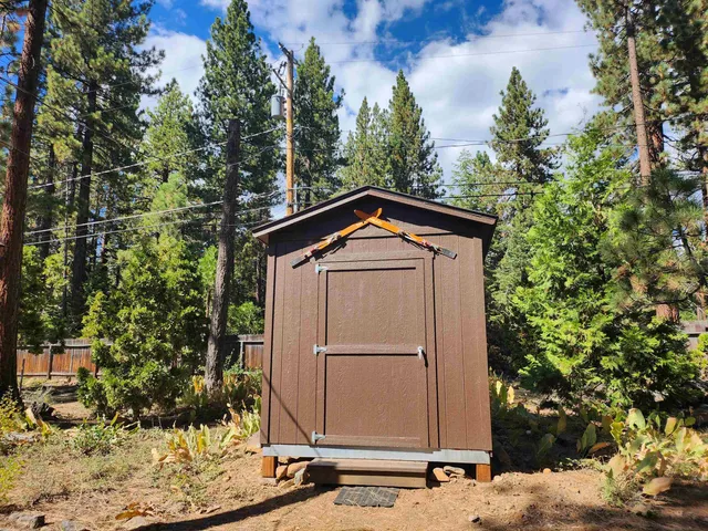 $790,000 | 7873 North Avenue, Tahoe Vista, CA 96148