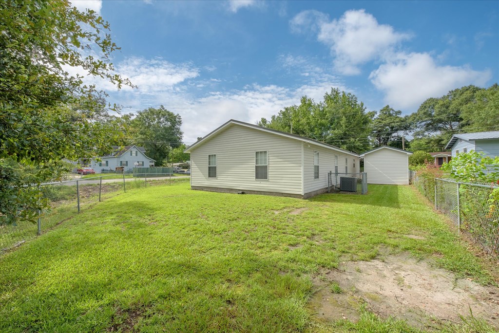 711 Dutch Street Dothan, AL 36301 - Photo 5 of 25
