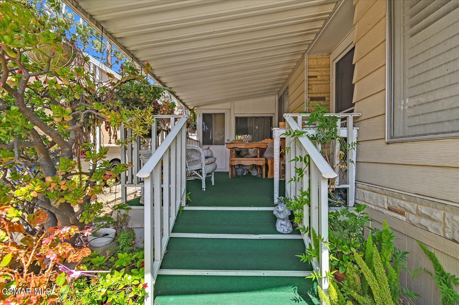 28 La Encina Newbury Park, CA 91320 - Photo 4 of 45 f8-1638855-1660431-04