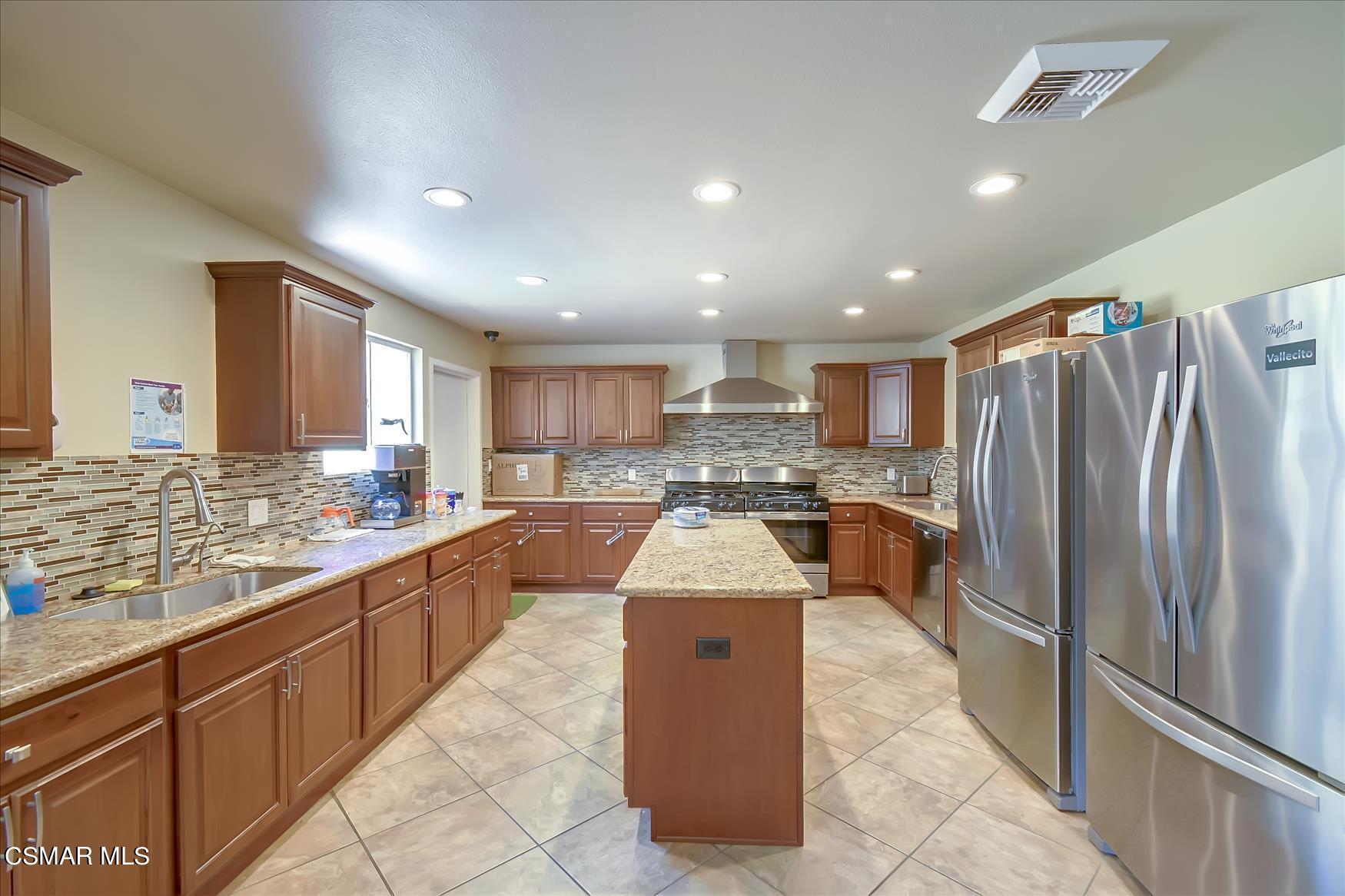 28 La Encina Newbury Park, CA 91320 - Photo 43 of 45 f8-1638855-1660431-39