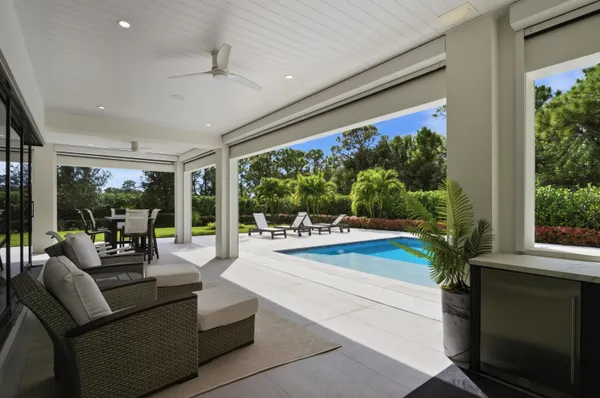 $3,499,000 | 10200 Southeast Sandpine Lane, Hobe Sound, FL 33455