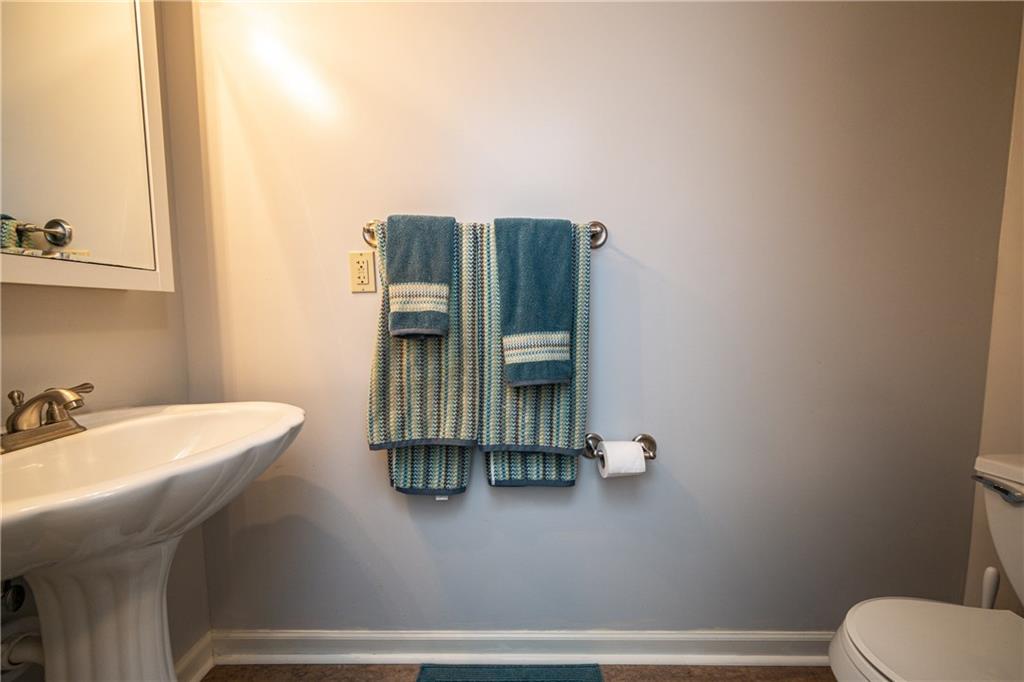 2010 Arbor Ridge Court Cheswick, PA 15024 - Photo 10 of 23 Updated Powder Room on main floor.