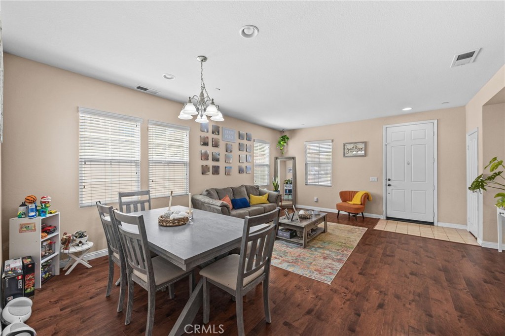 4535 Bianca Way Riverside, CA 92501 - Photo 4 of 40 Gallery Image 4