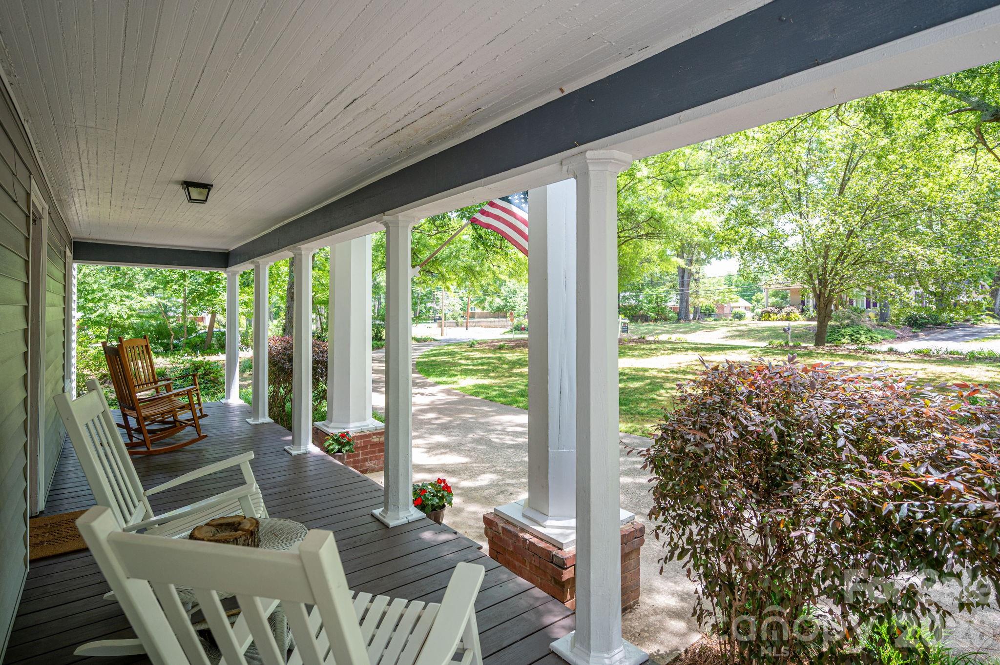 306 West Old Post Road Cherryville, NC 28021 - Photo 5 of 42