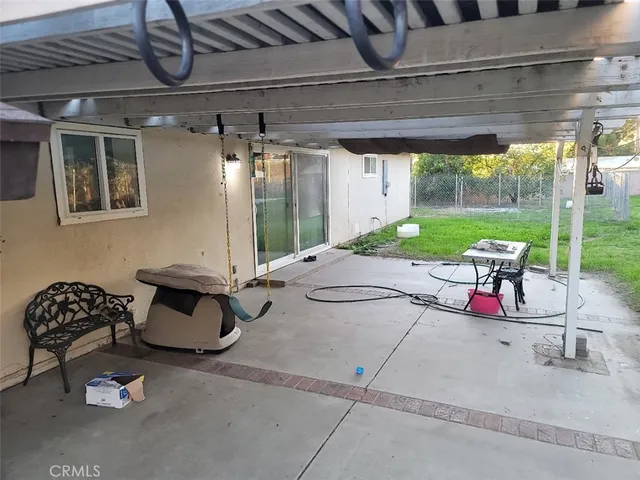 $3,300 | 6984 Center Street, Highland, CA 92346