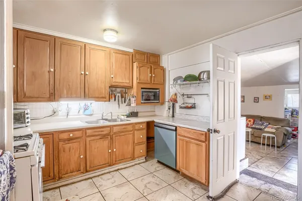 $395,000 | 1910 South King Street, Denver, CO 80219