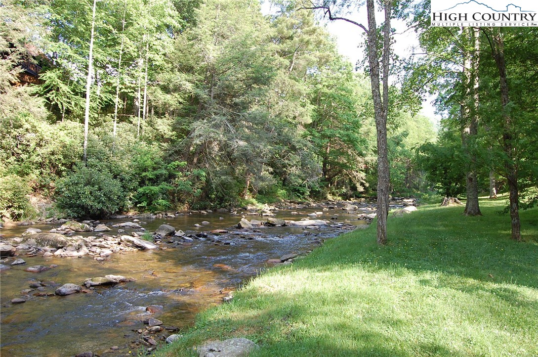 116 Double Knob Road Banner Elk, NC 28604 - Photo 35 of 40 Gallery Image 35
