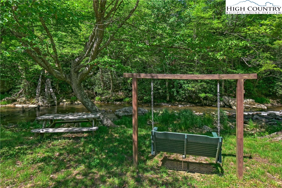 116 Double Knob Road Banner Elk, NC 28604 - Photo 8 of 40 Gallery Image 8