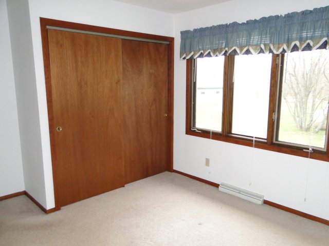 2708 Jean Duluth Road Duluth, MN 55804 - Photo 6 of 15