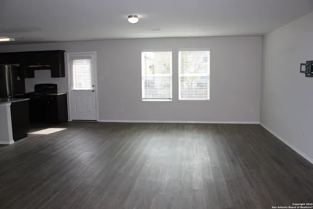 $2,300 | 6522 Babcock Terrace, San Antonio, TX 78249