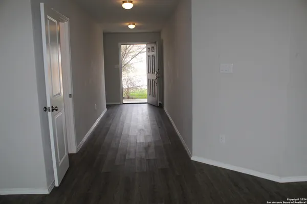 $2,150 | 6522 Babcock Terrace, San Antonio, TX 78249