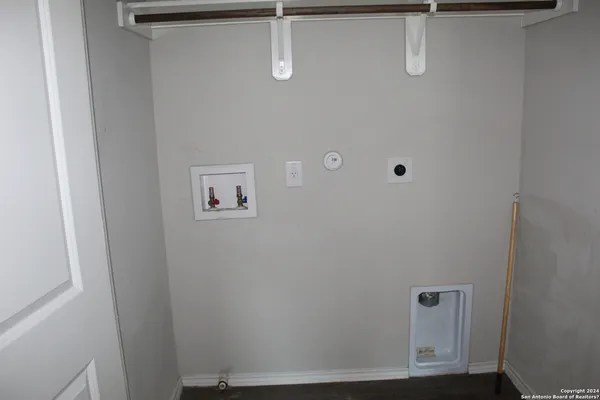 $2,150 | 6522 Babcock Terrace, San Antonio, TX 78249