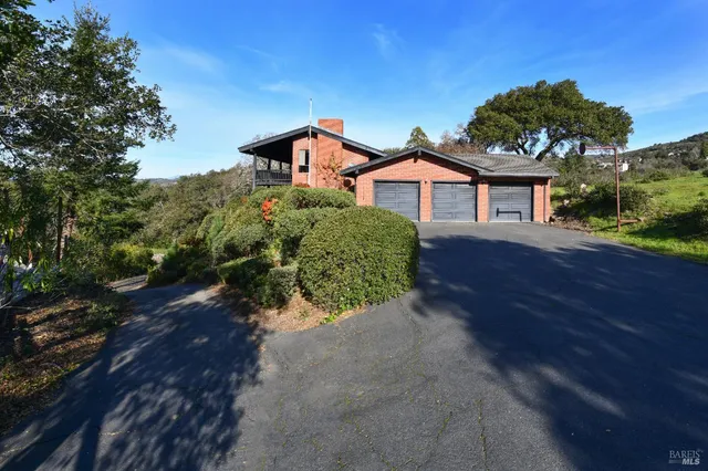 $1,849,000 | 23 St Michael Circle, Napa, CA 94558