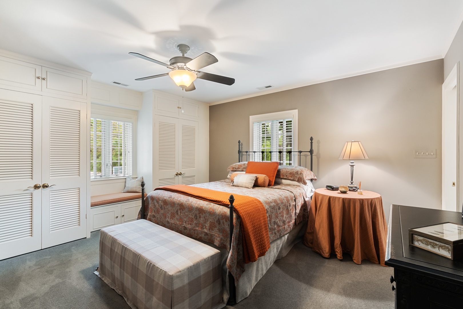 1101 Seneca Road Wilmette, IL 60091 - Photo 16 of 46
