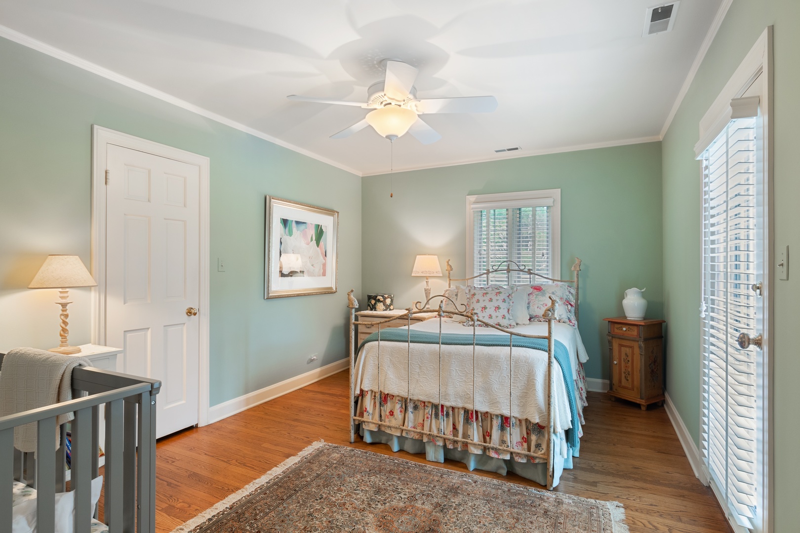 1101 Seneca Road Wilmette, IL 60091 - Photo 17 of 46