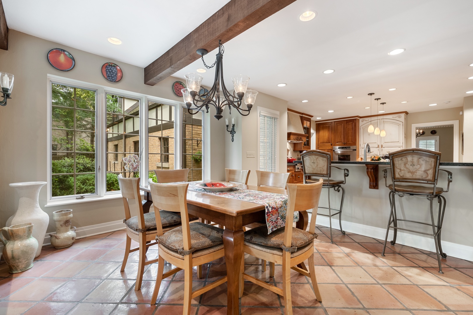 1101 Seneca Road Wilmette, IL 60091 - Photo 9 of 46